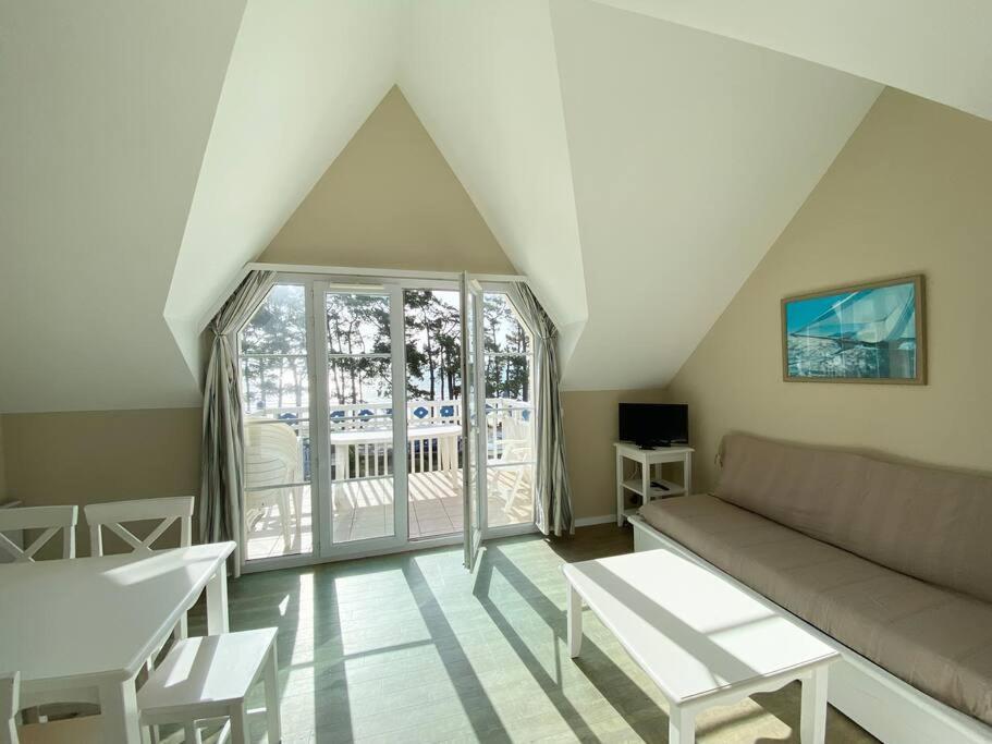 Apartment En Duplex Front De Mer, Cap Coz *